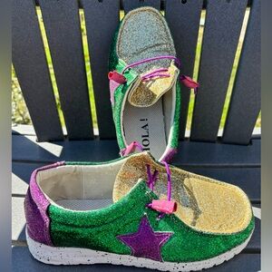 Mardi Gras shoes EUC